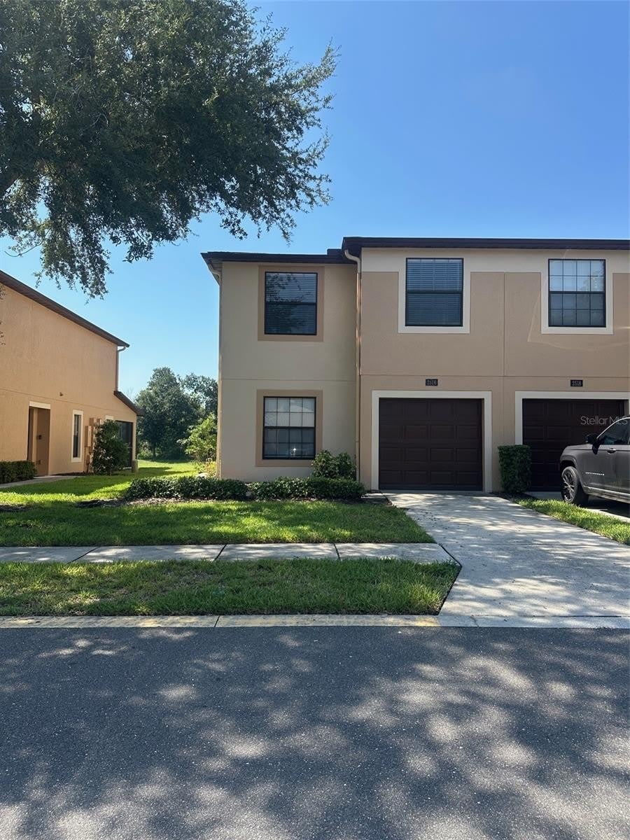 2516 Edgewater Falls Drive – photo 1