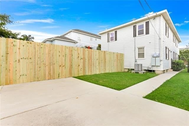 6818 LOUIS XIV Street – photo 3