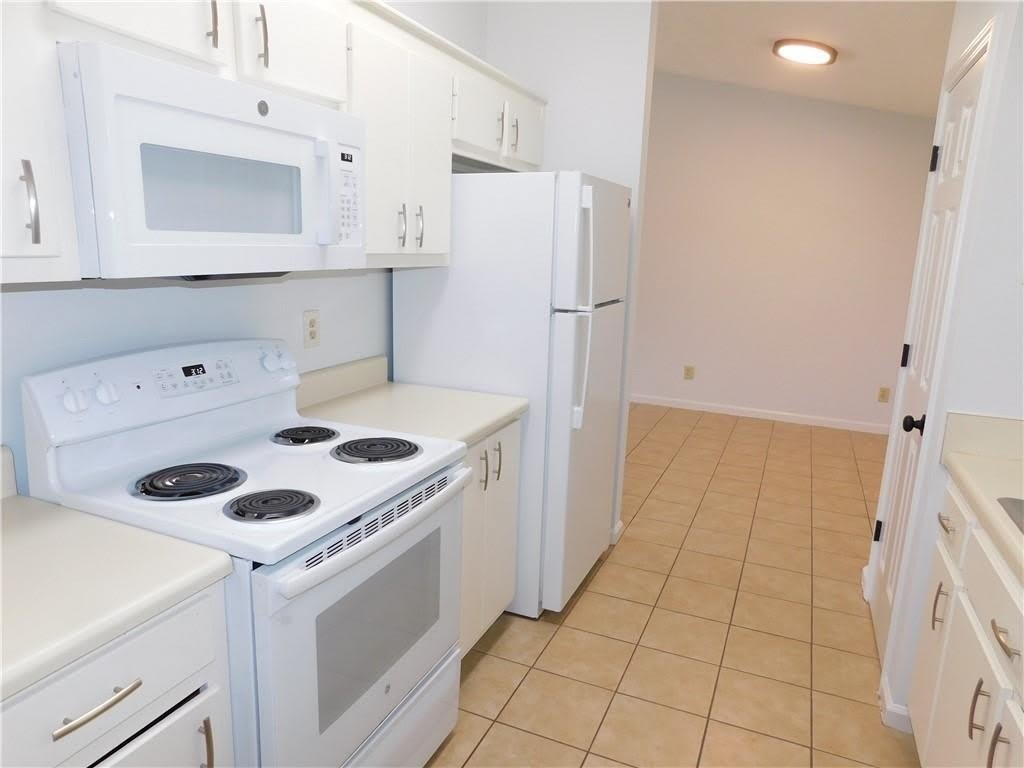 137 Riverside Circle – photo 5