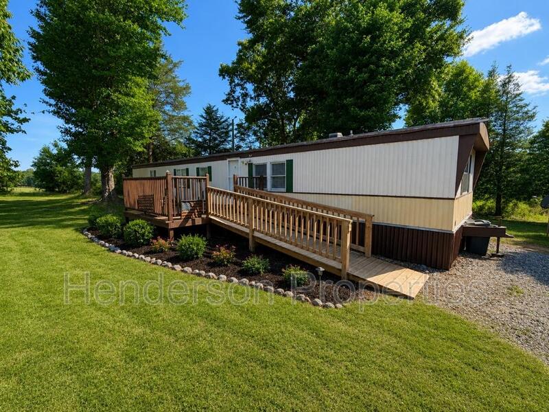 733 Indian Hill Rd – photo 2