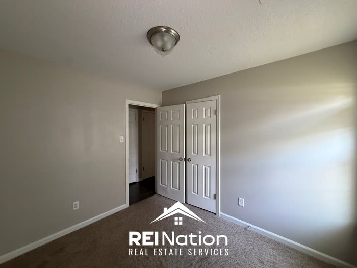 6911 Daneman Drive – photo 4