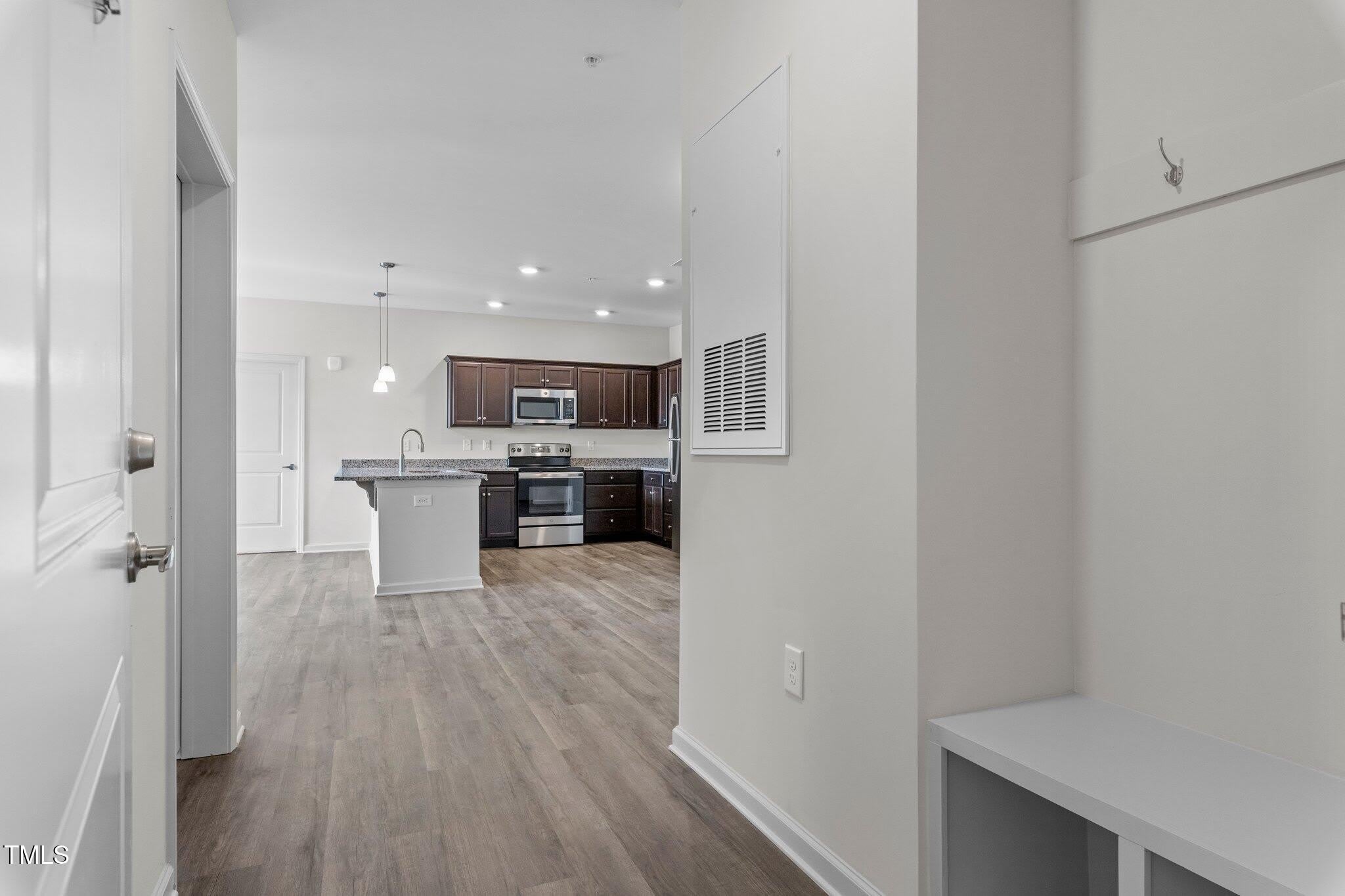 170 Grove Circle – photo 5