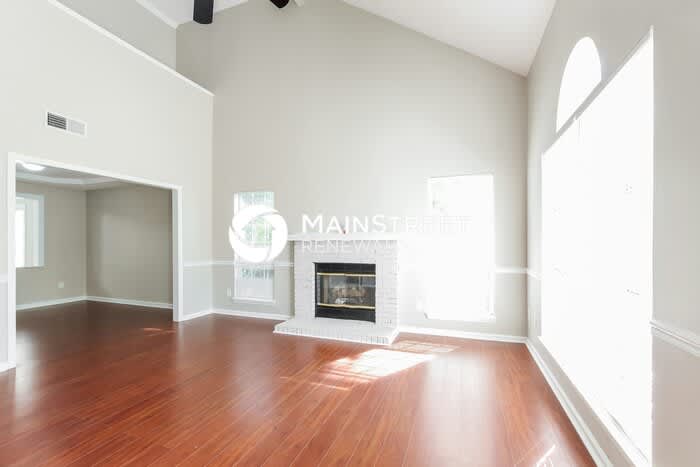 13841 Poppleton Court – photo 2