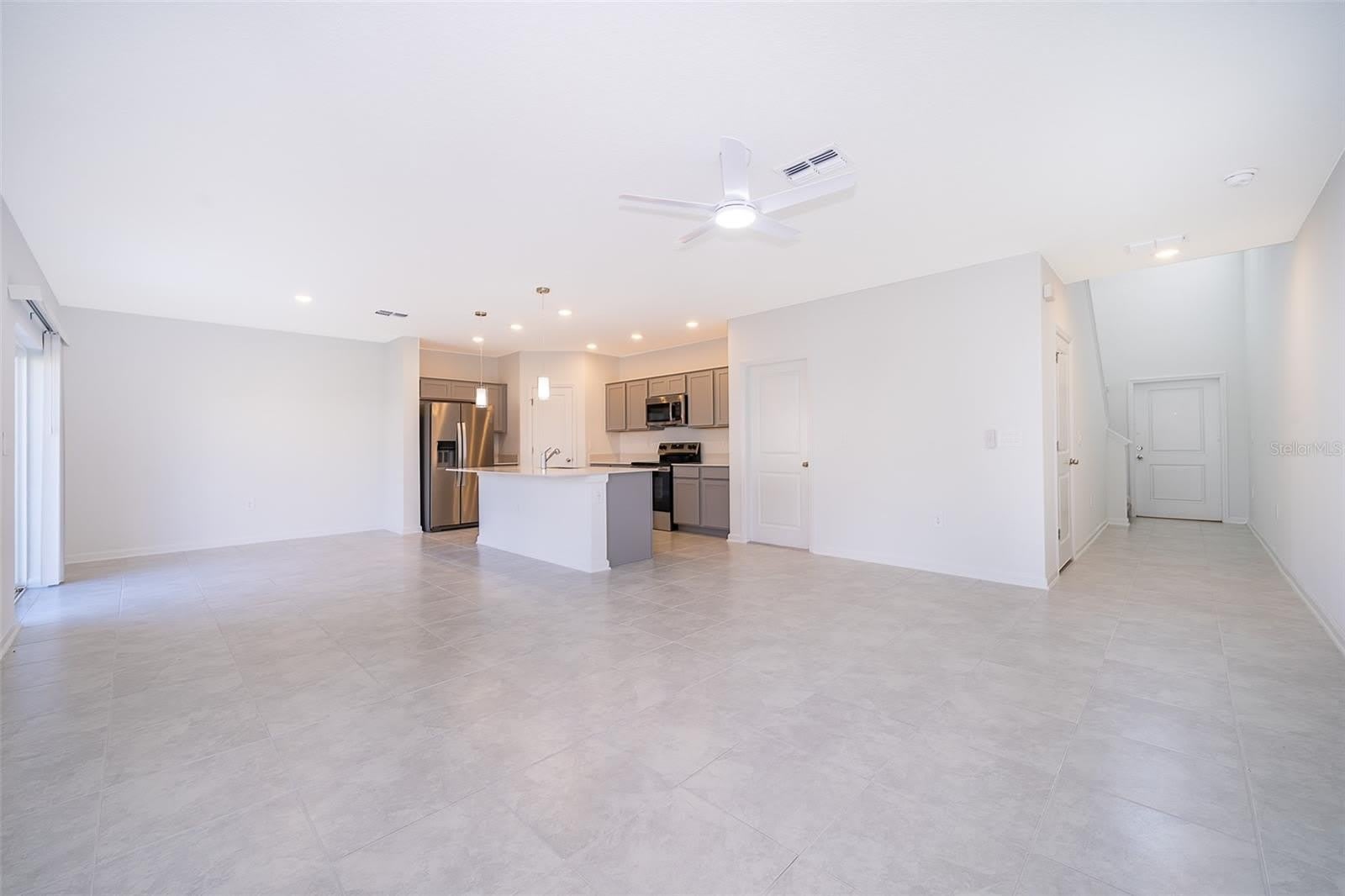 2723 GENTLE RAIN Drive – photo 3