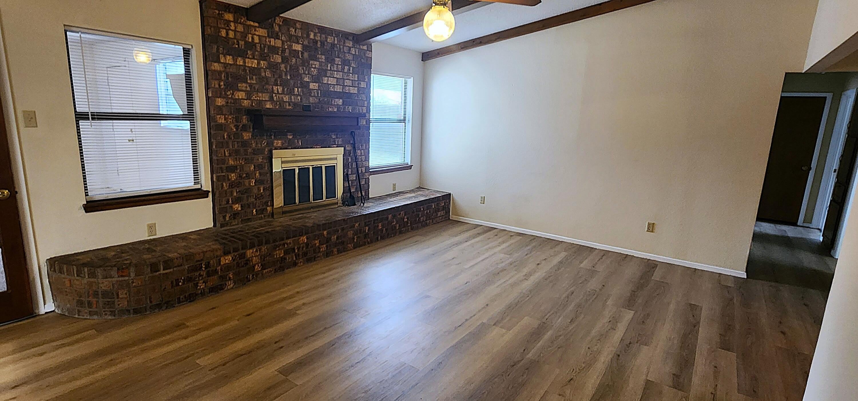 5704 93rd Street – photo 4