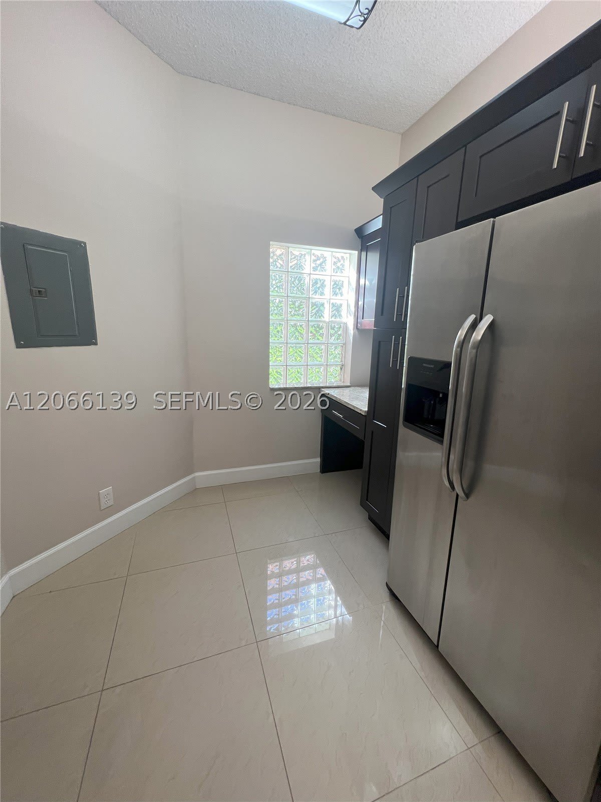 10700 NW 14th St – photo 4