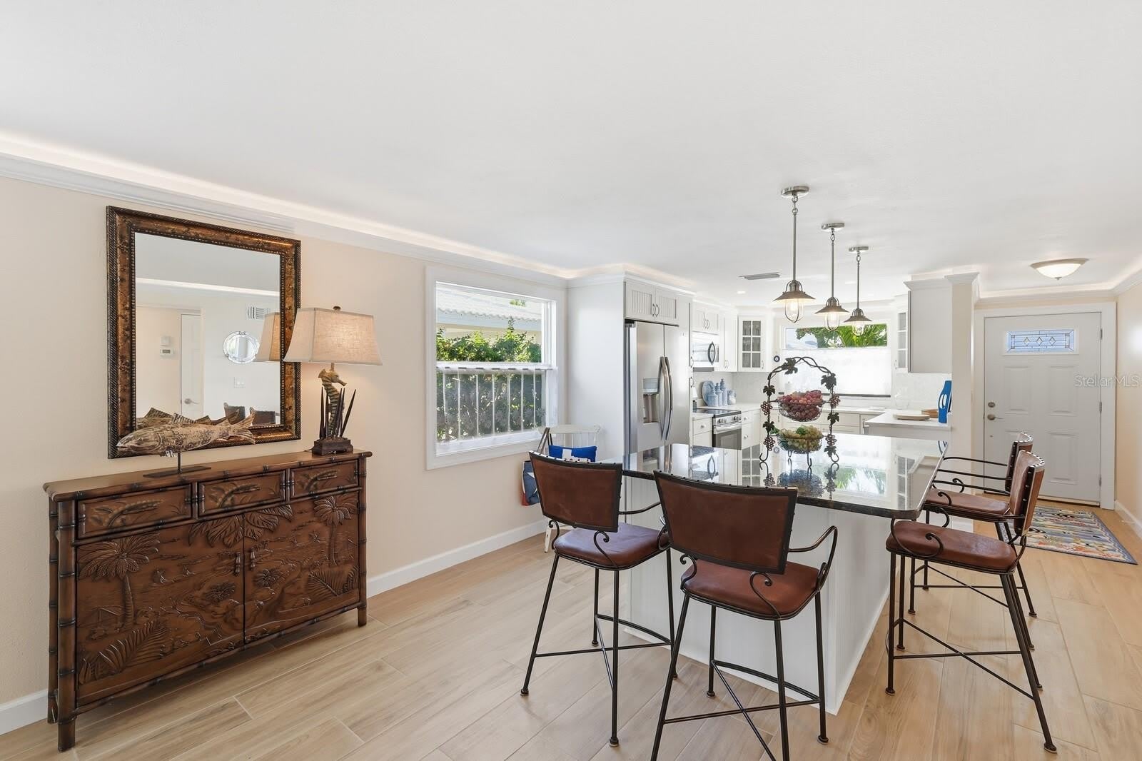 573 SPANISH Drive N – photo 3