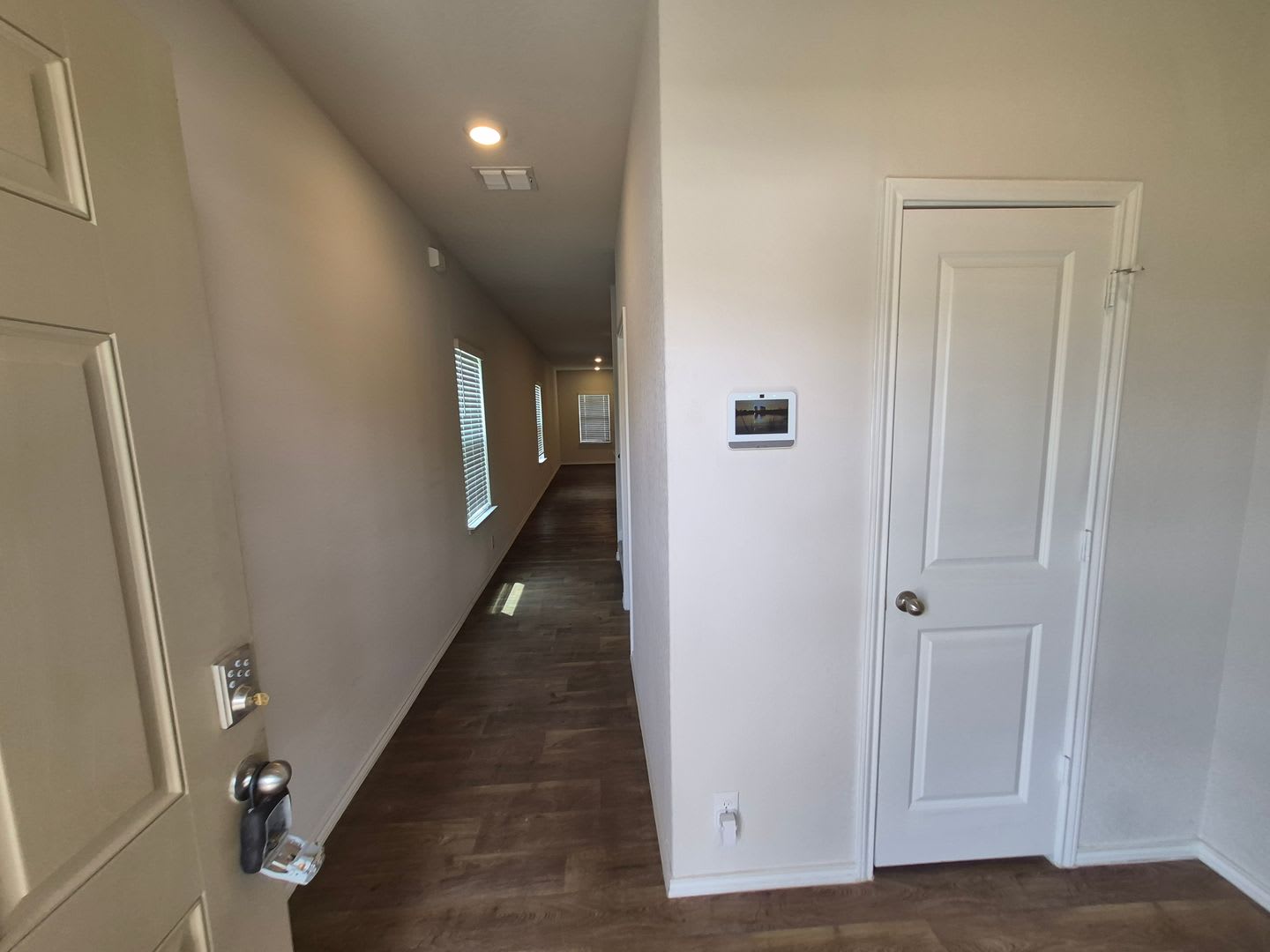 465 Middle Green Loop, Floresville, TX. 78114 – photo 3