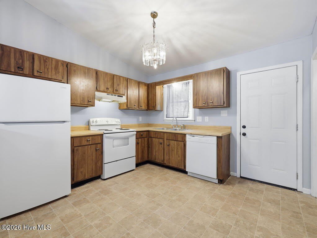 406 Cedar Creek Drive – photo 4