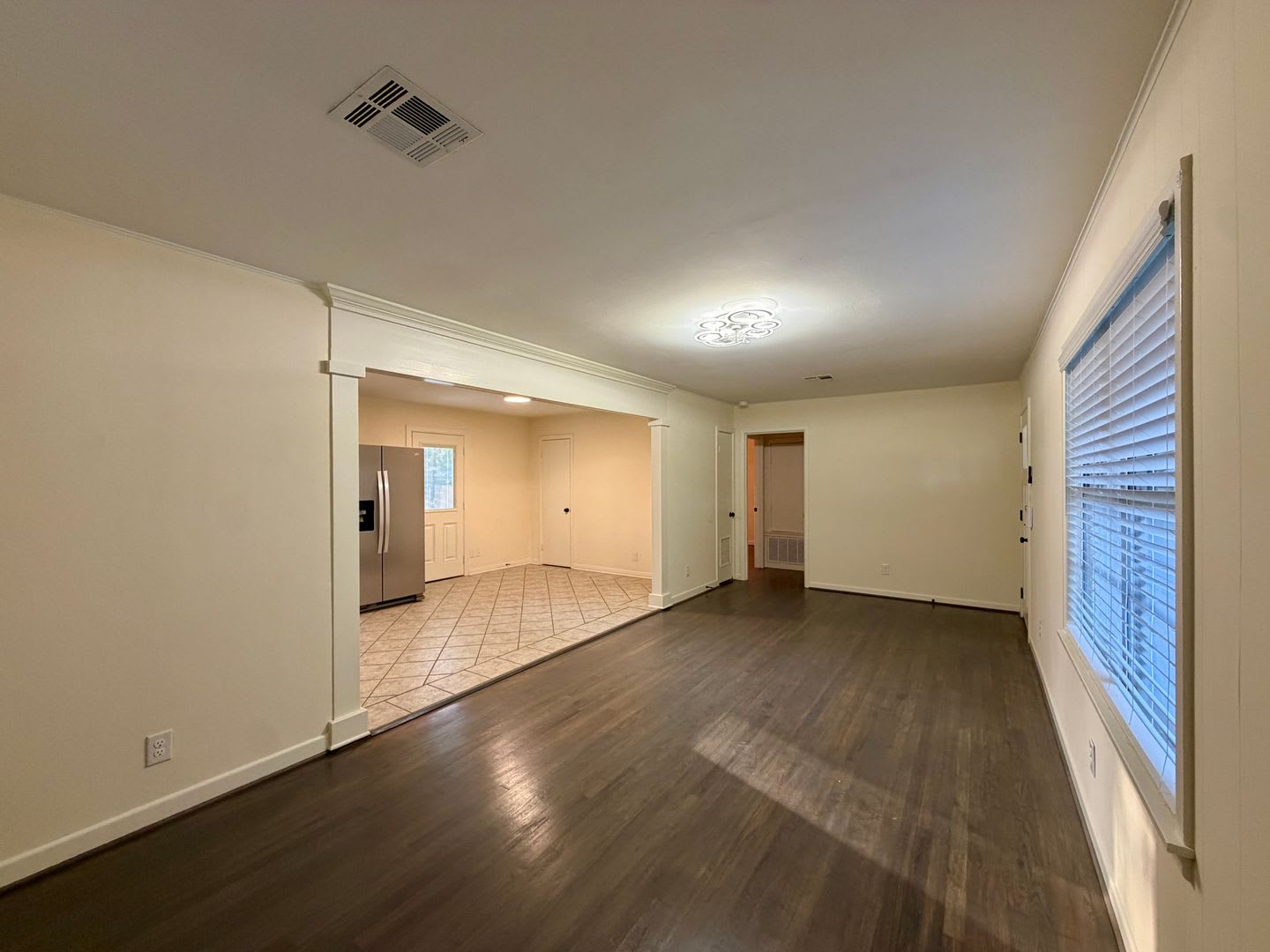 Completely Renovated 3BR / 2BA House – photo 5