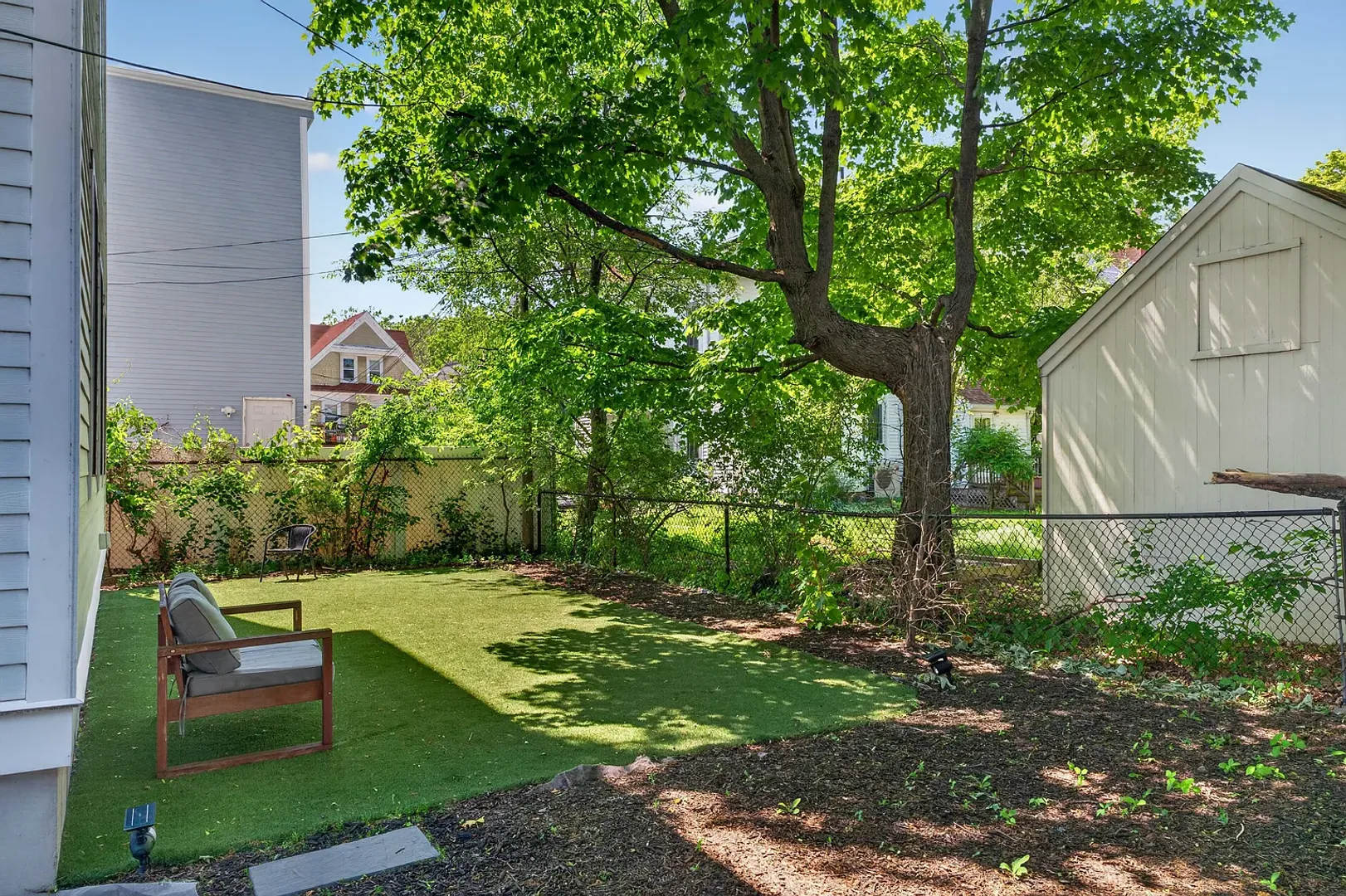 138 Centre St – photo 3