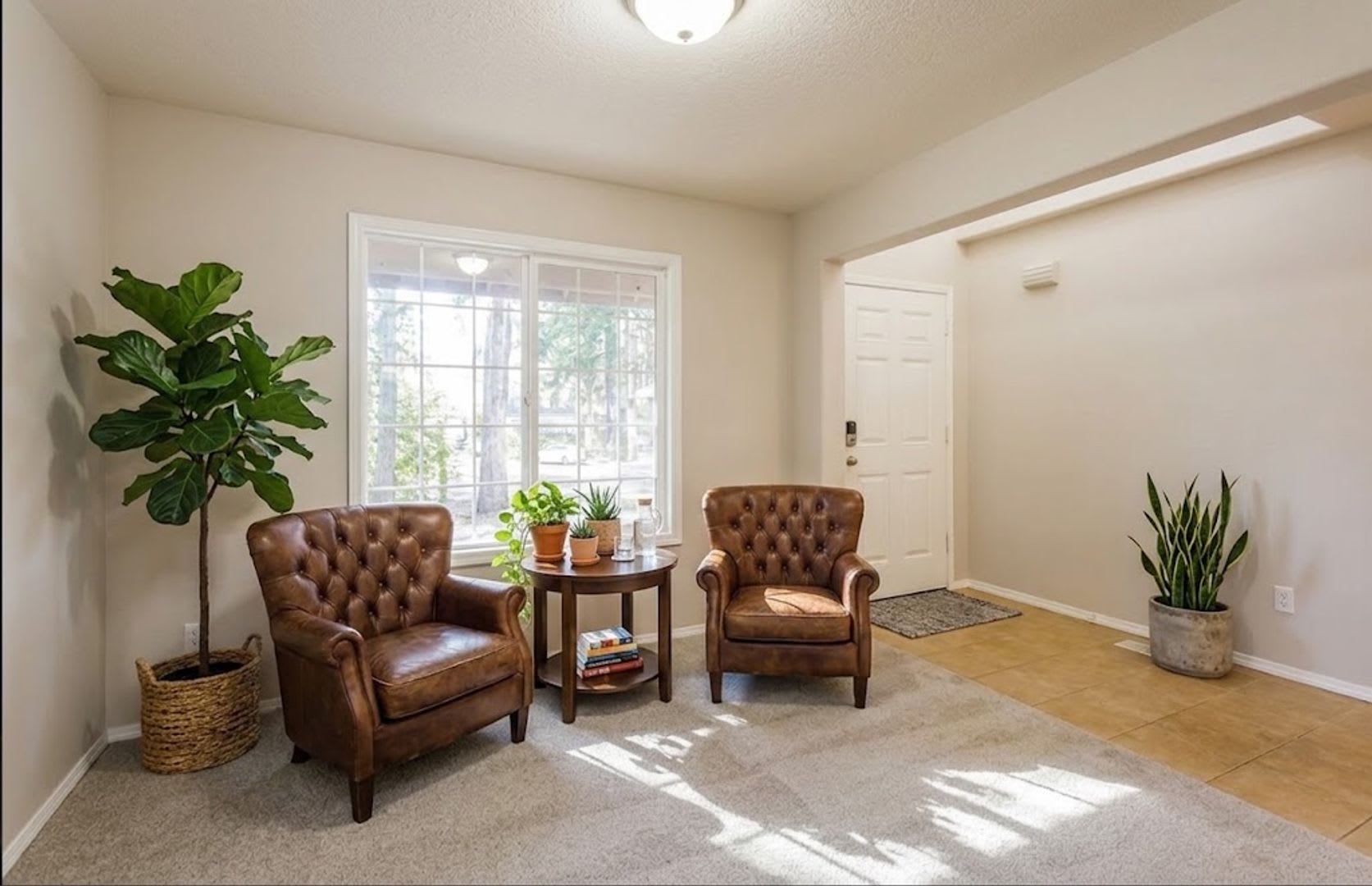 Welcome Home To Your Private Woodland Retreat Tucked Away In The Heart Of Gladstone – photo 4