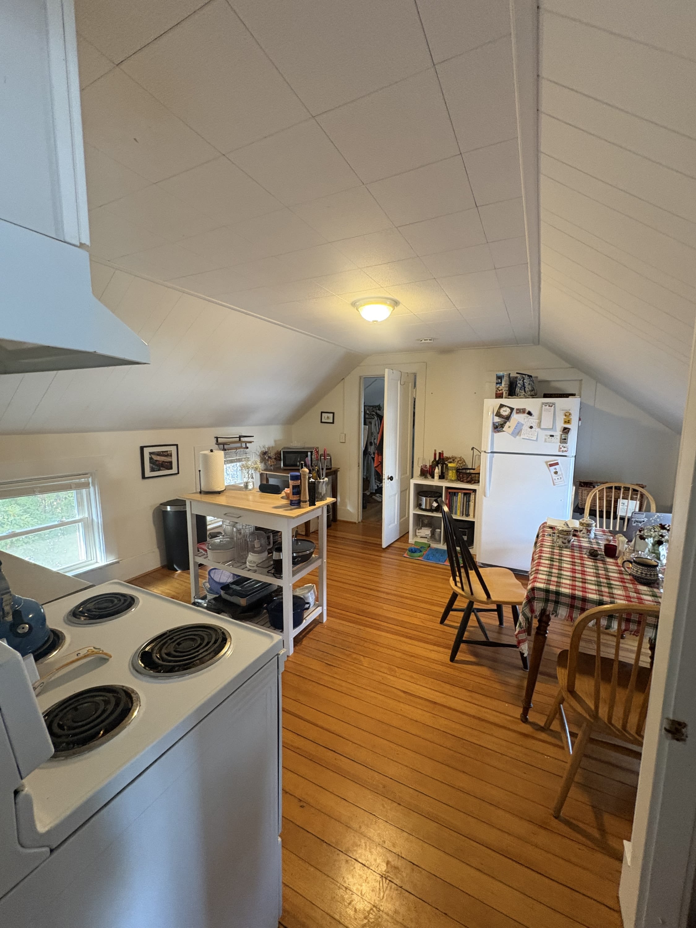 152 Russell Street – photo 3