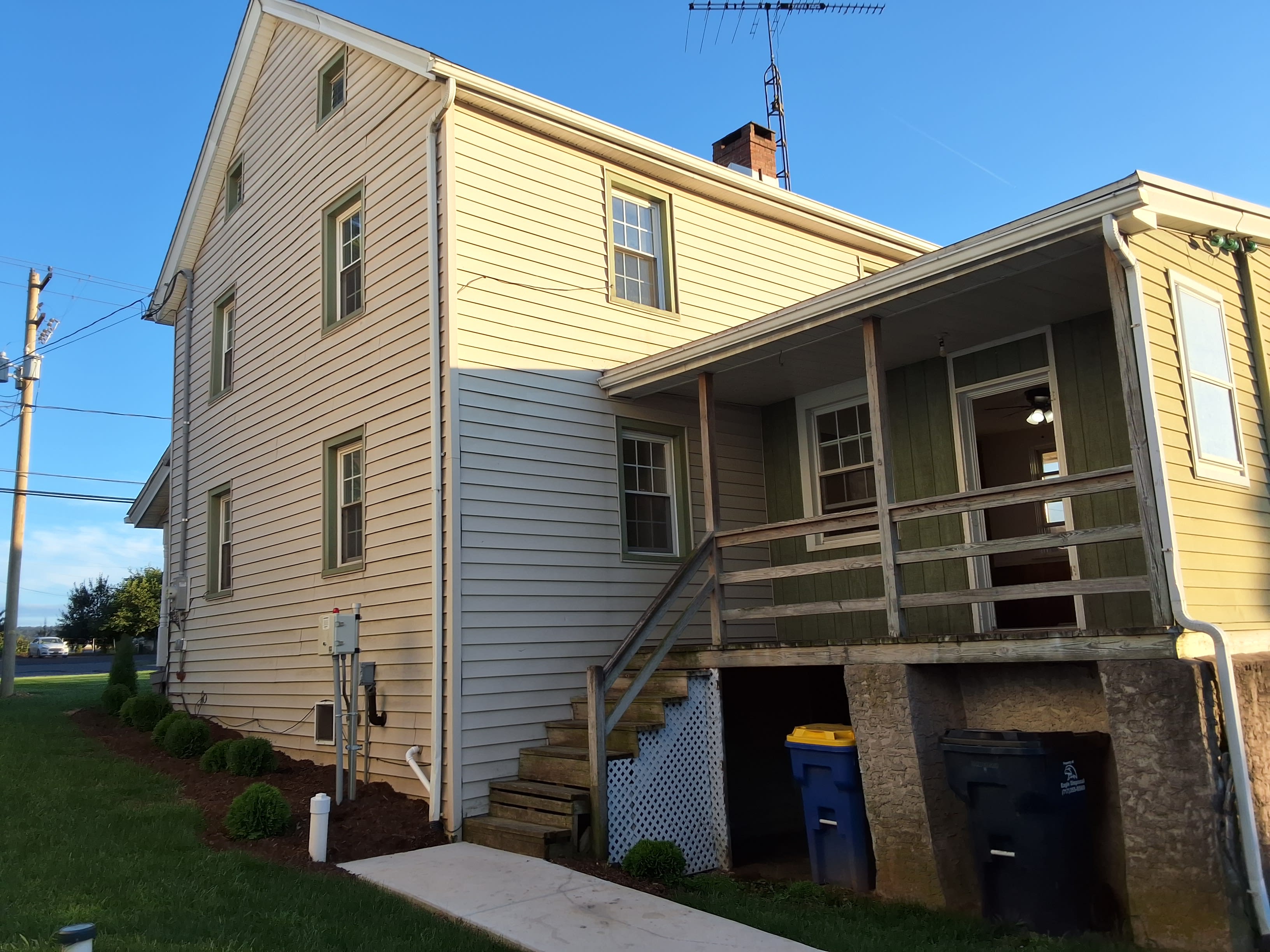 1579 Main St – photo 2