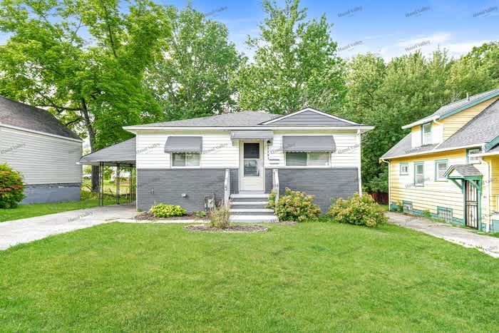 17202 Lipton Avenue – photo 1