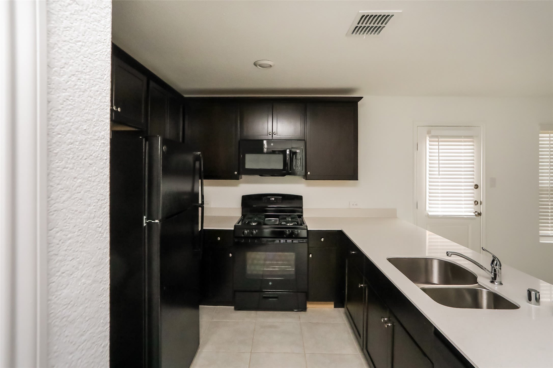 2294 Great Belt Boulevard – photo 5
