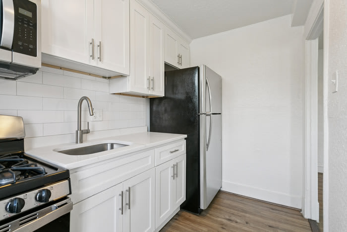 75 30th Street – photo 1