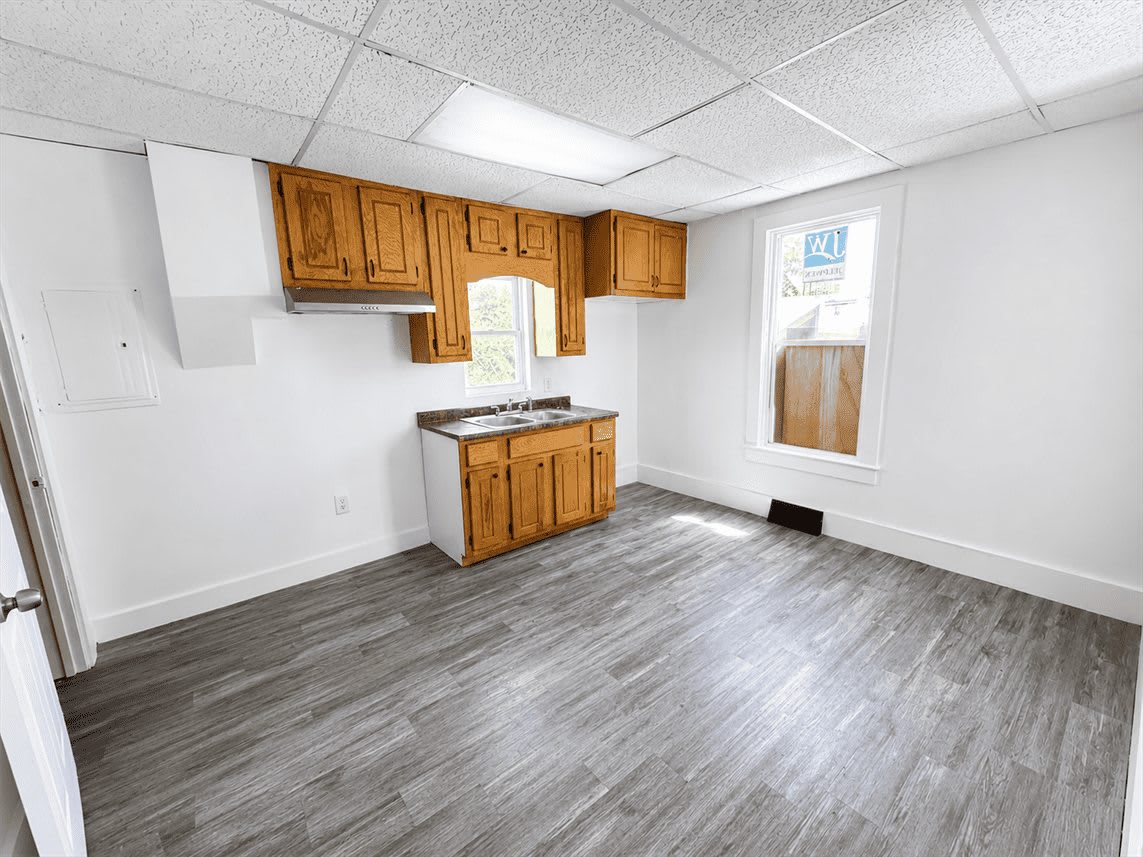 4032 Lewis Ave – photo 2