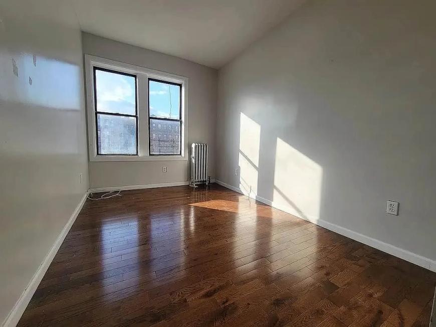 10 Vermilyea Avenue – photo 4