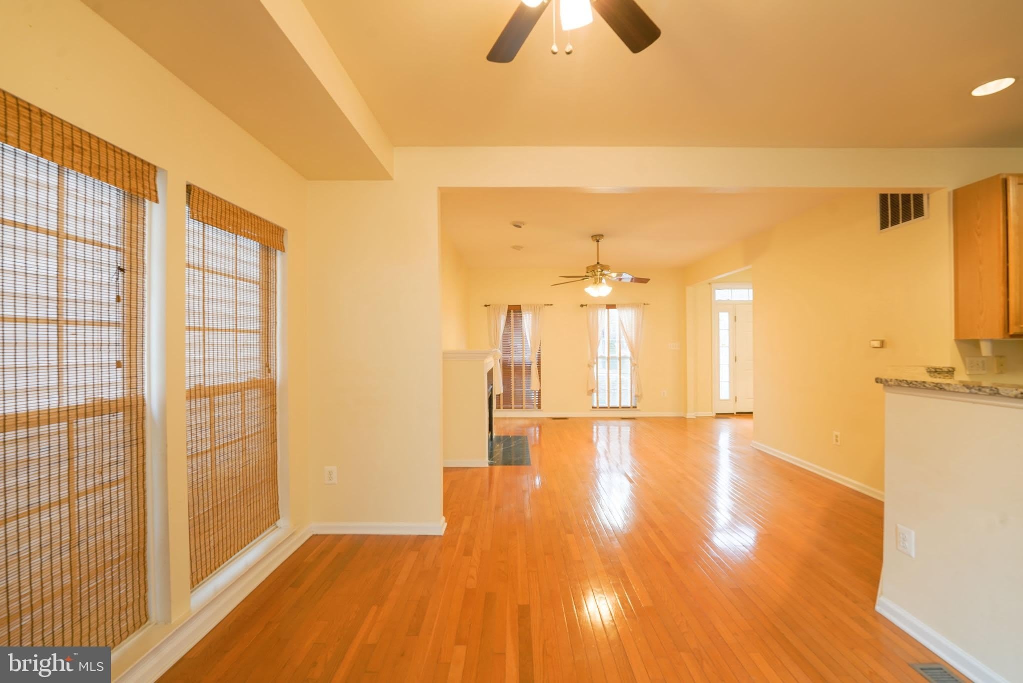 303 HIGHLAND RIDGE Avenue – photo 4