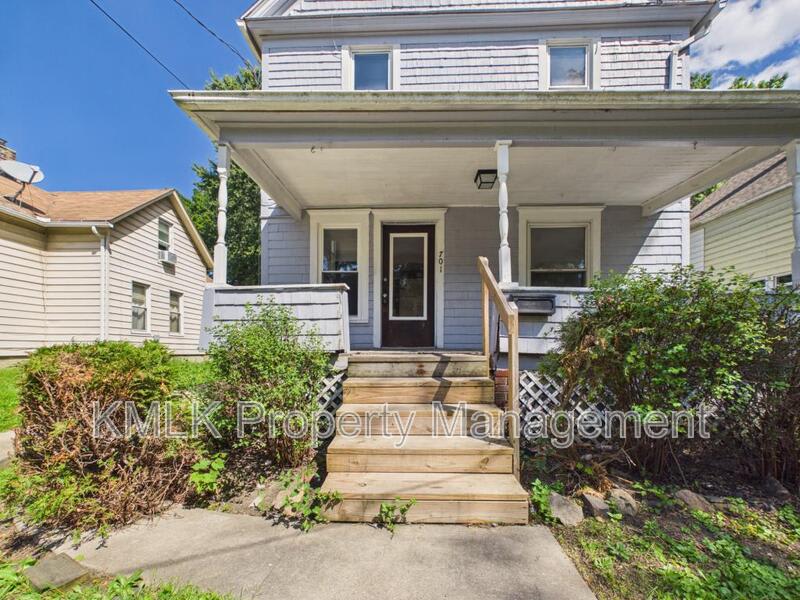 701 Kling St – photo 2