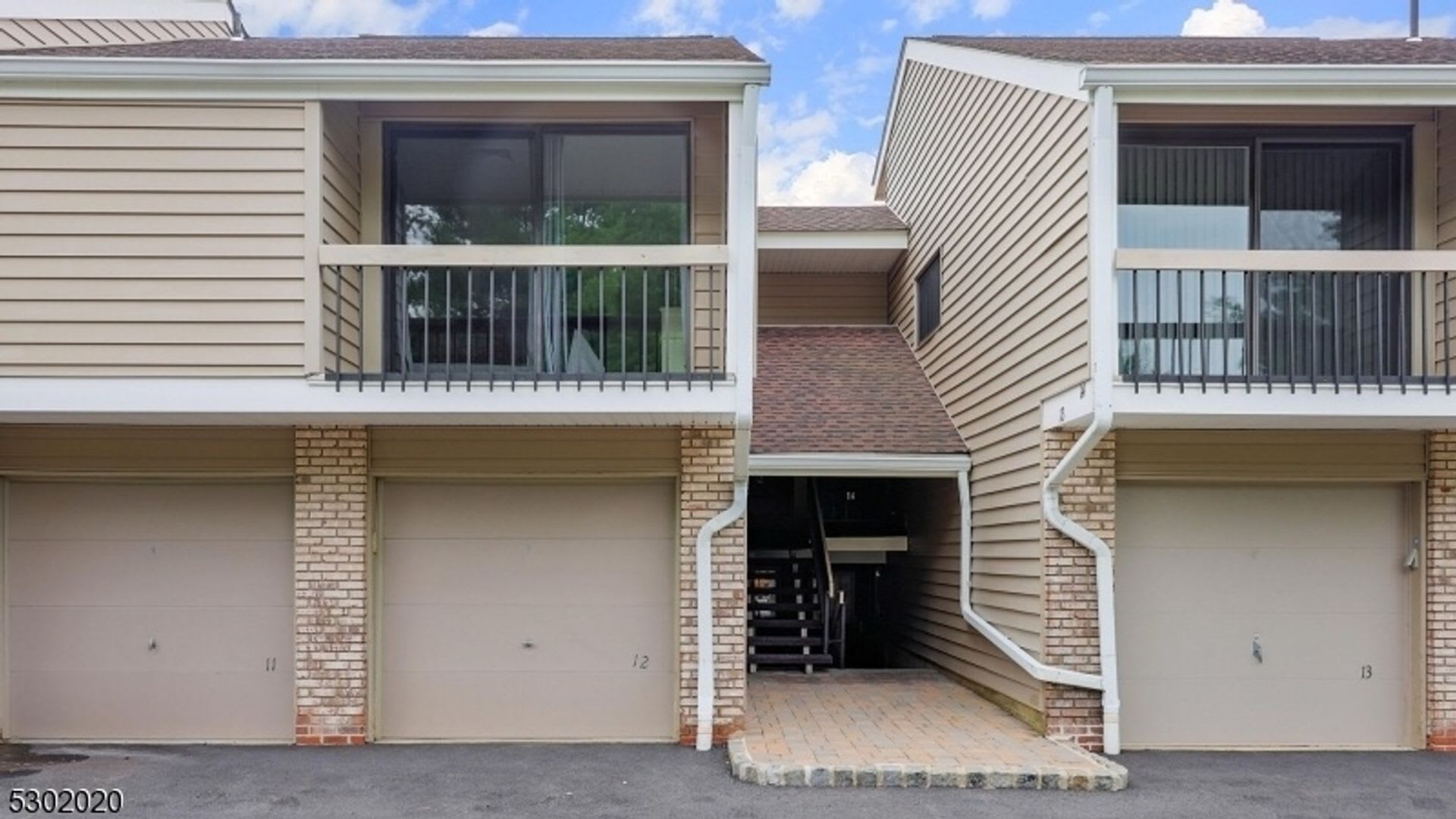 Charming 1BR Condo in Clinton – photo 3