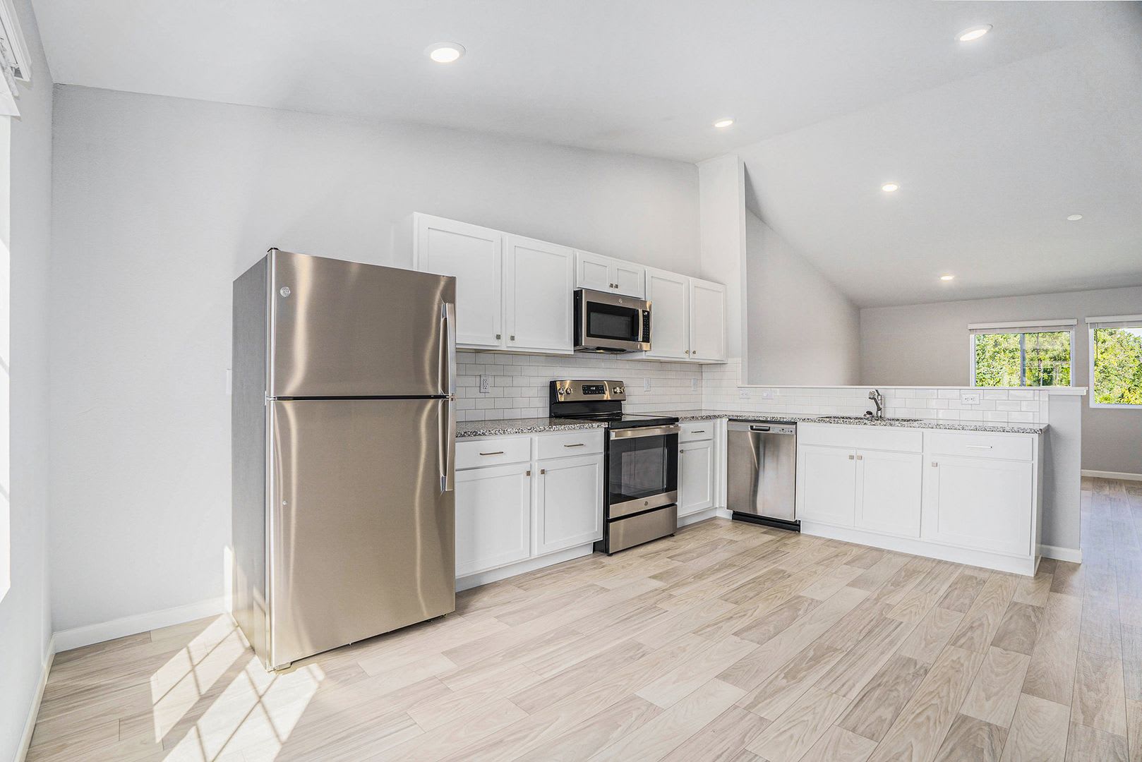 3149 Alder Drive SW – photo 3