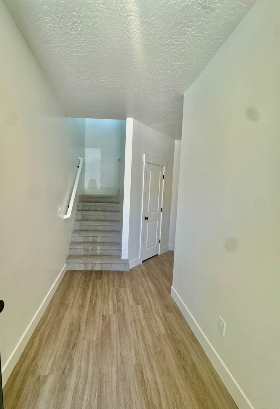 5649 South Aaron Lane – photo 4