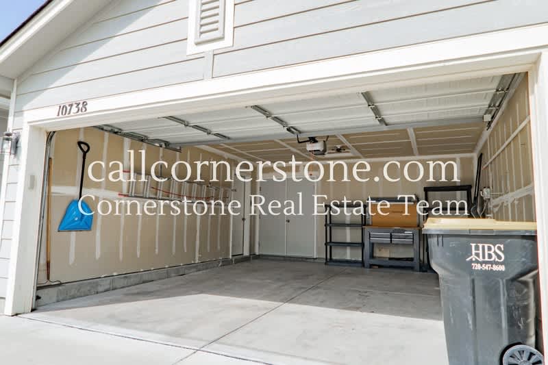 10738 Traders Parkway – photo 2