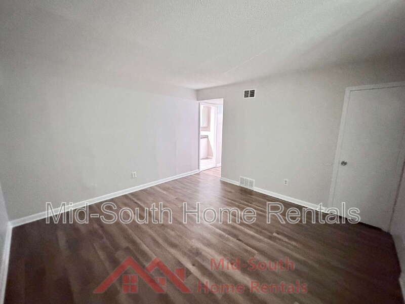 5151 Corkwood Dr – photo 4