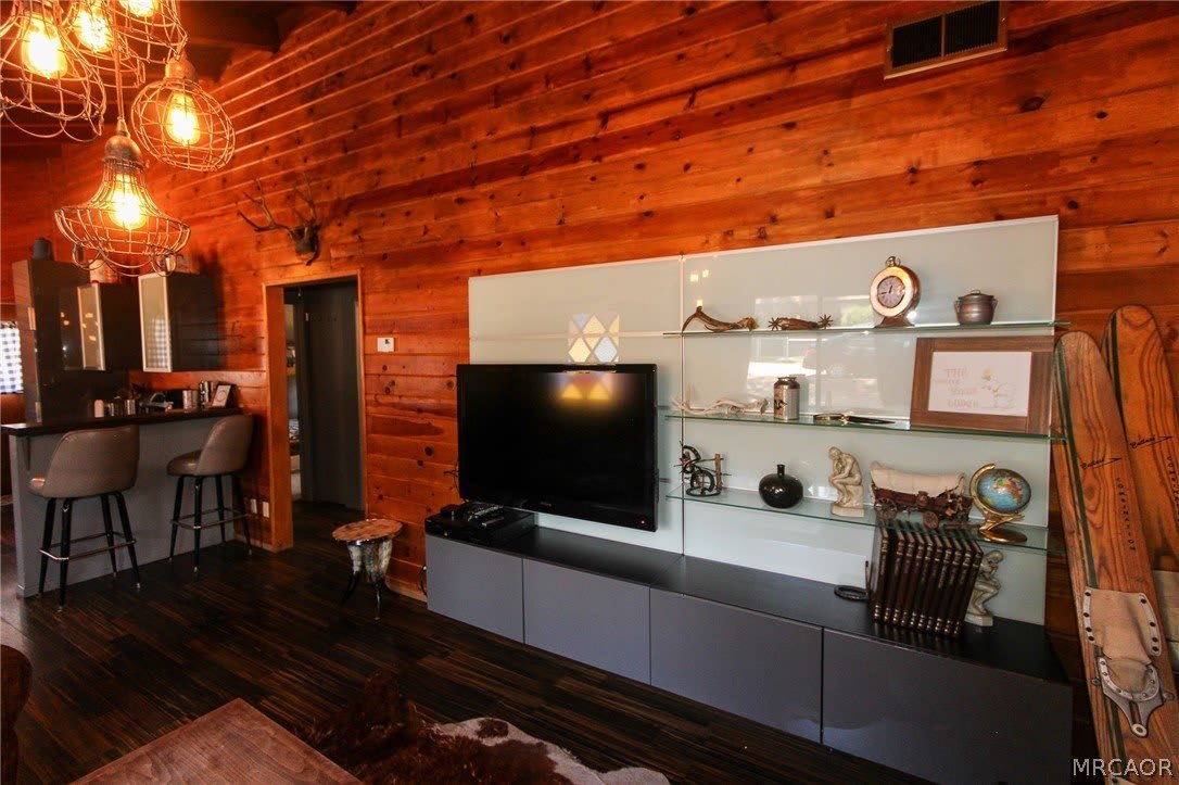 601 Elysian Boulevard – photo 2