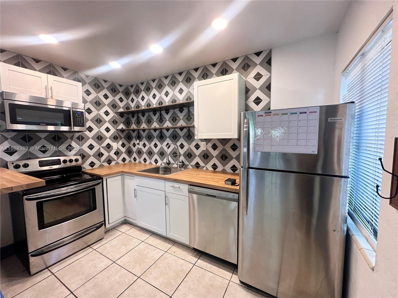 1418 SW 27th Street – photo 2