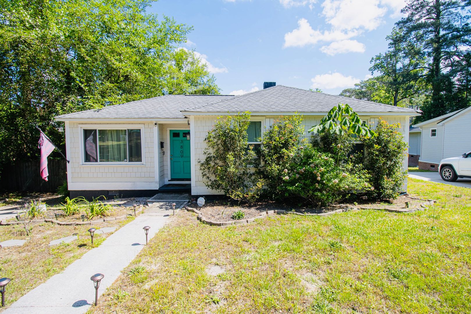 Adorable 3BR Rosewood Rental with Dreamy Porch & Fenced Yard! – photo 4