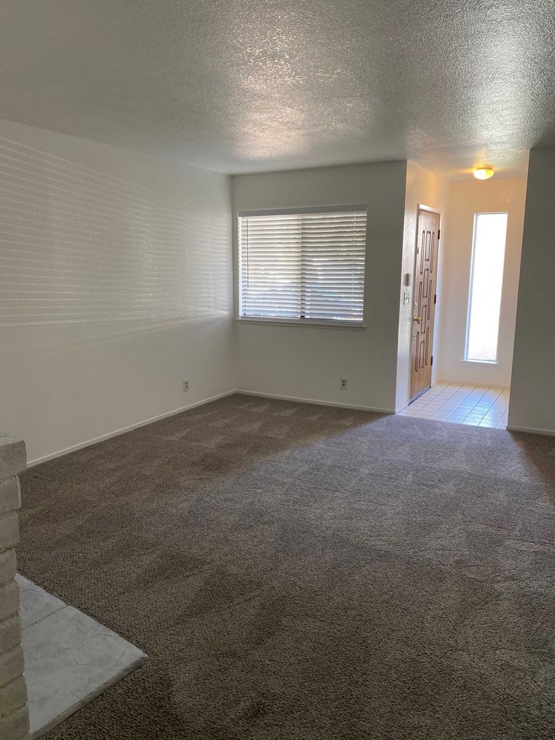 Fair Oaks 2bd/1ba Duplex with Garage near Sunrise & Sunset Ave – photo 2
