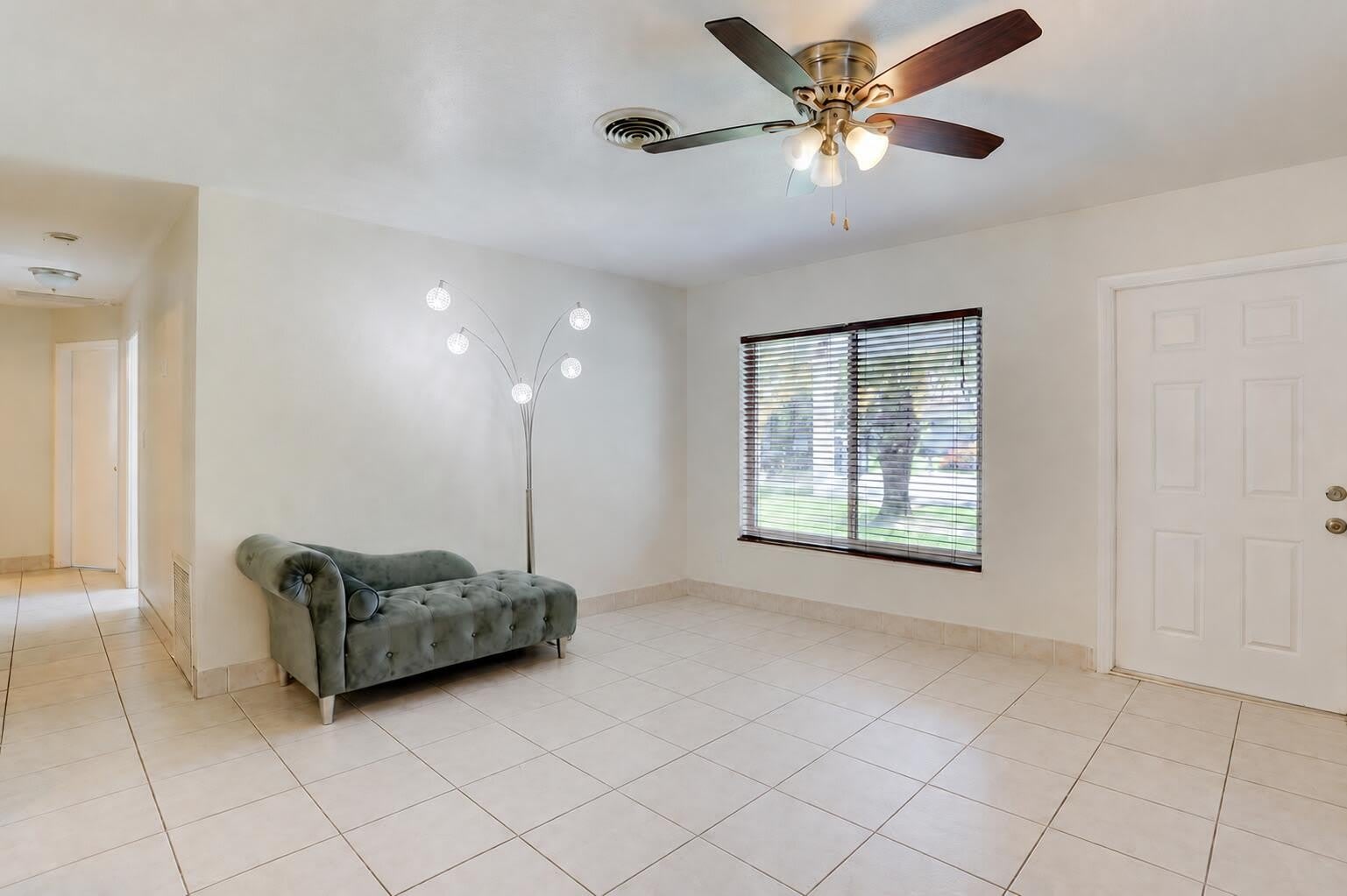 970 SW 3RD Avenue – photo 5