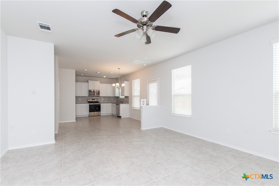 2033 Mallard Court – photo 4