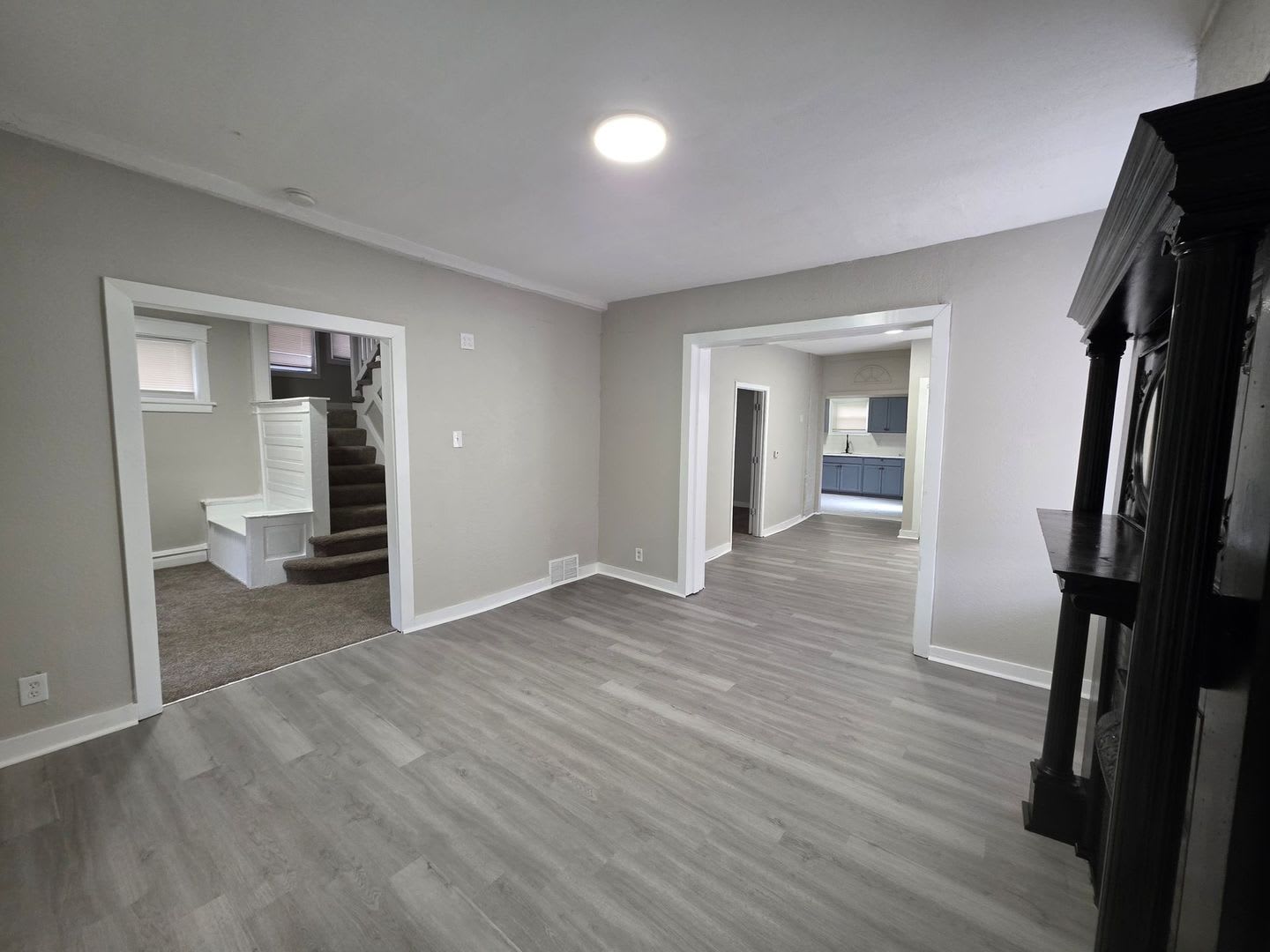 Spacious 6-Bedroom, 4-Bath Home with Plenty of Living Space – photo 4