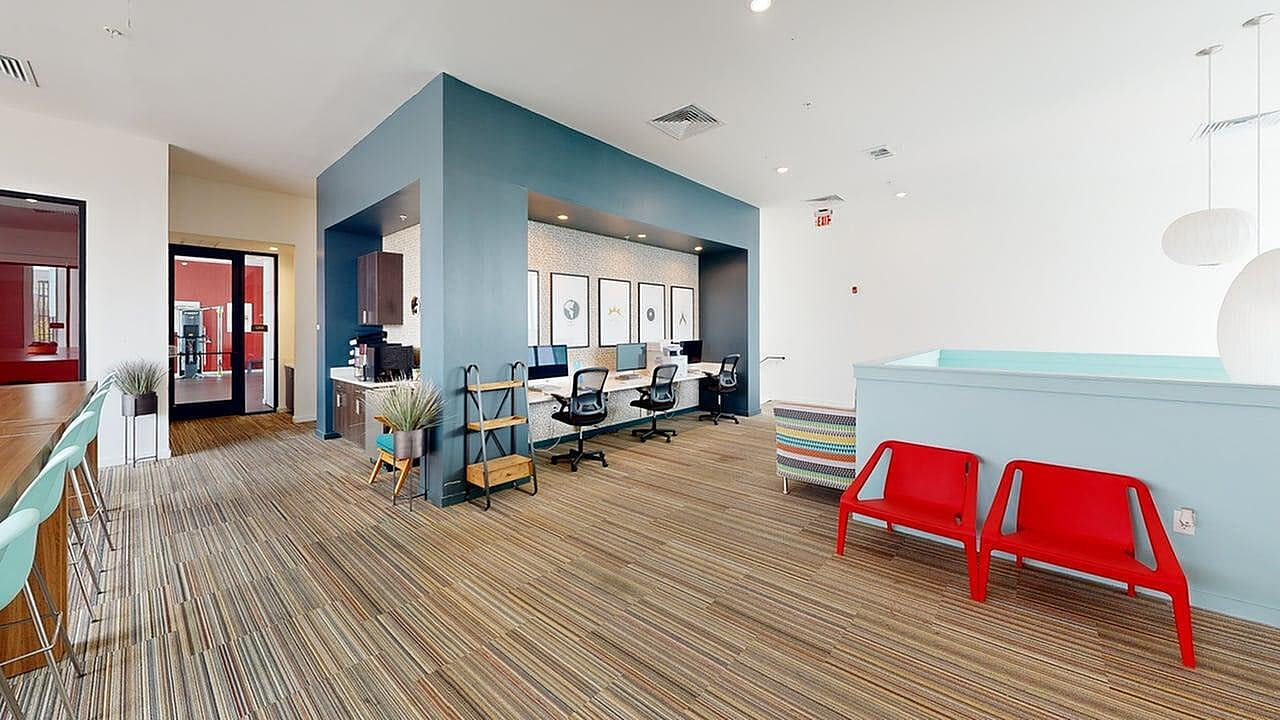 College Town Fayetteville Student Housing – photo 5