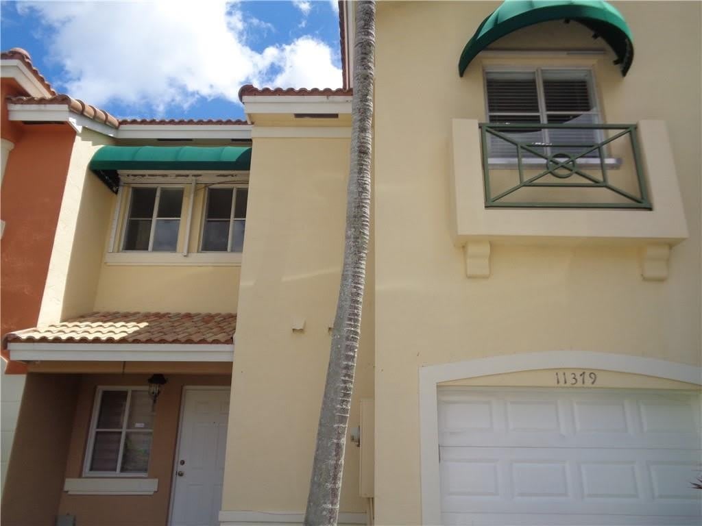 11379 NW 34TH Place – photo 1