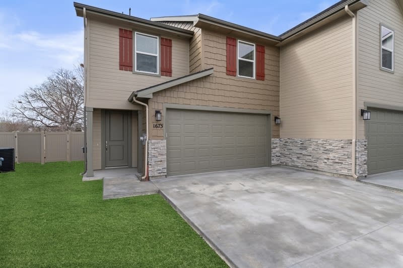 1673 North Solterra Ln – photo 3