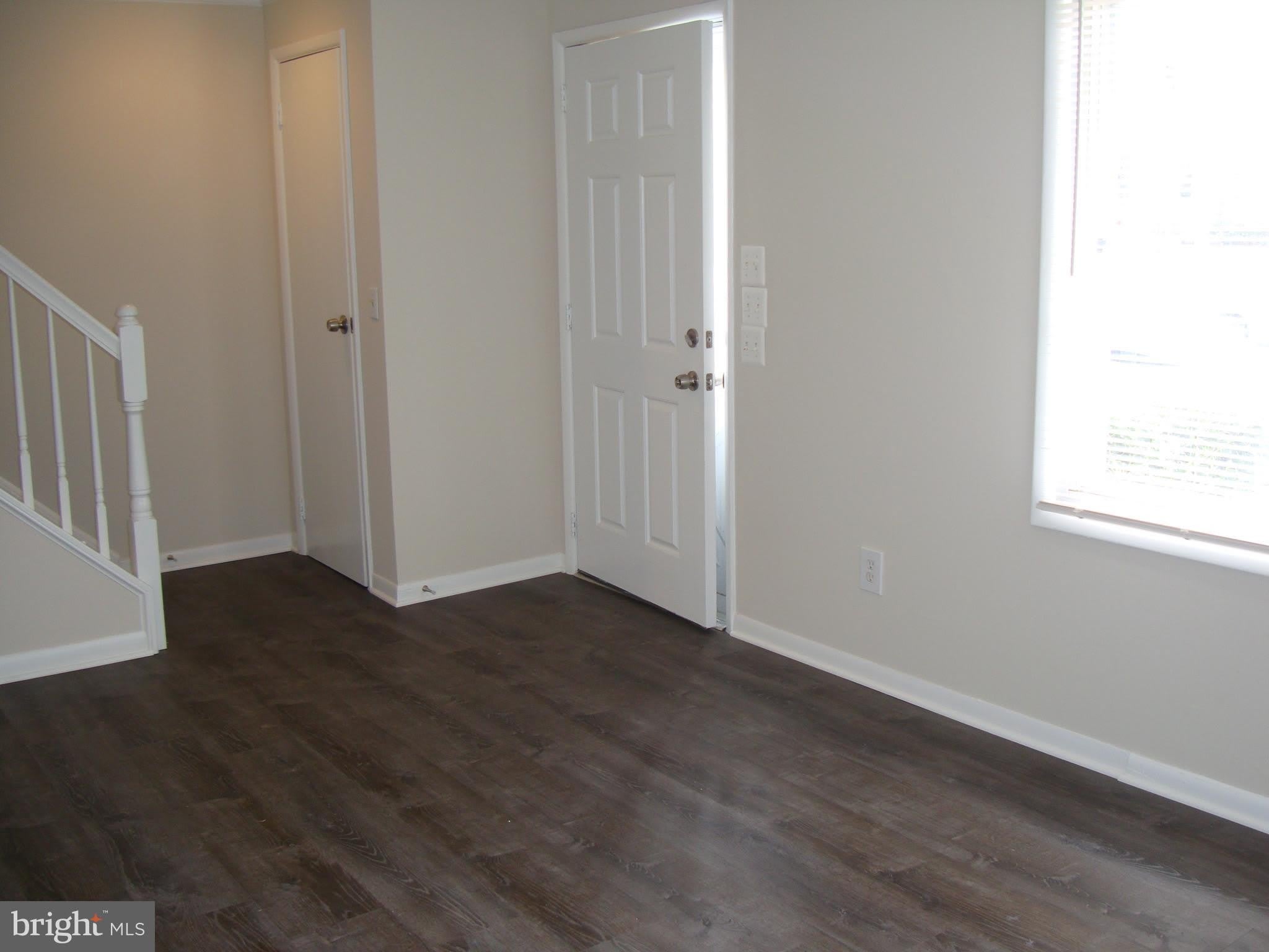 204 CAMERON Street – photo 2