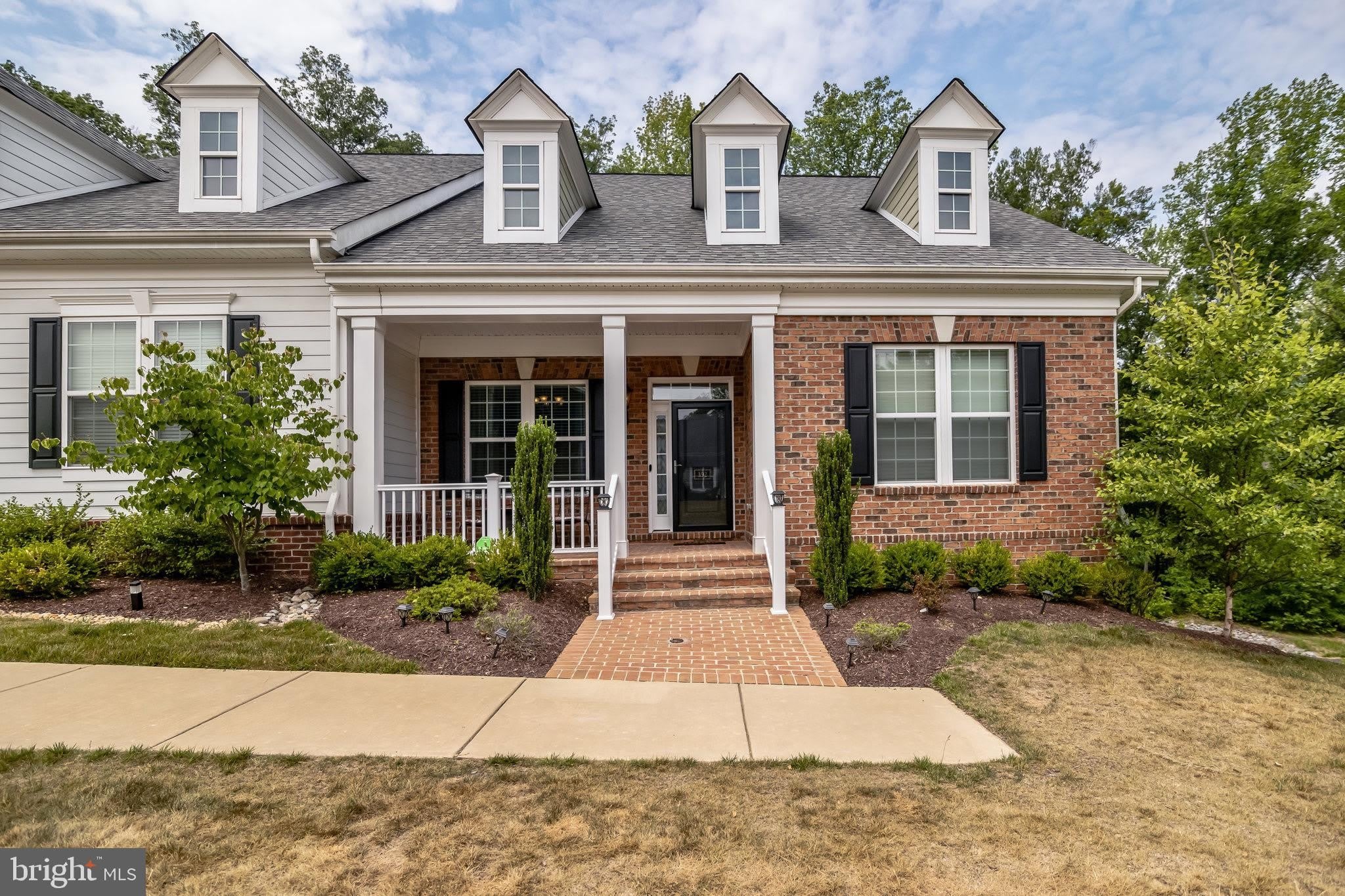 392 BUCKEYE Circle – photo 1