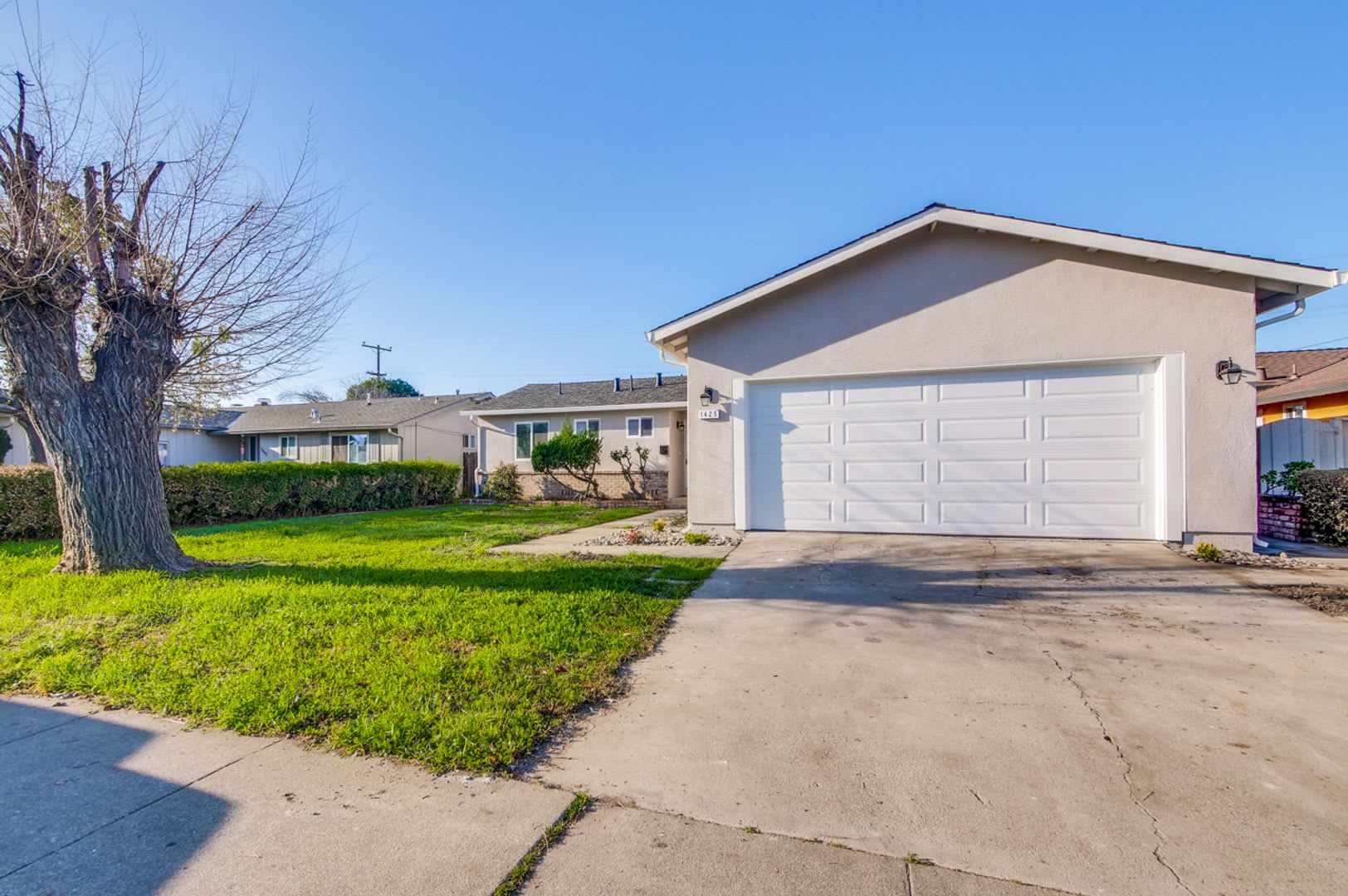 Like New Home. Available Soon! – photo 3
