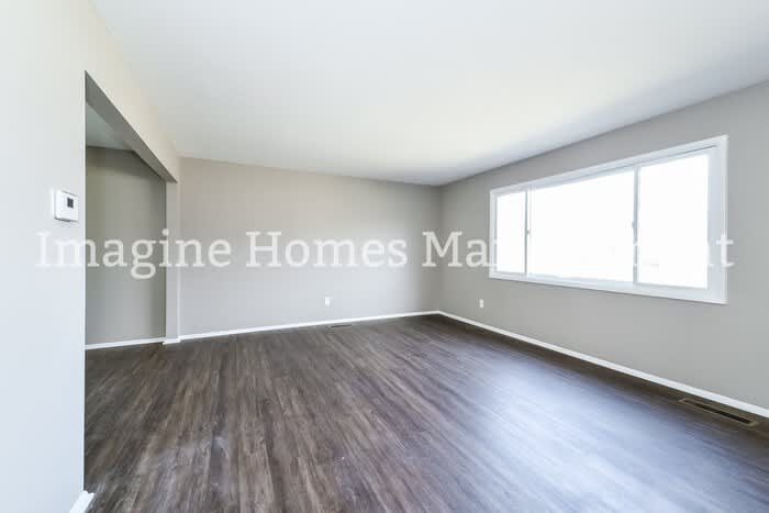 9200 Whitewood Road – photo 3