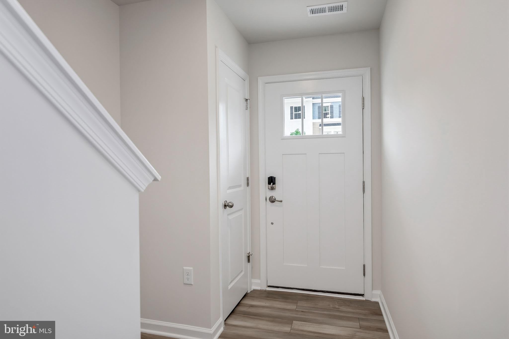 5616 LUDLOW Place – photo 4