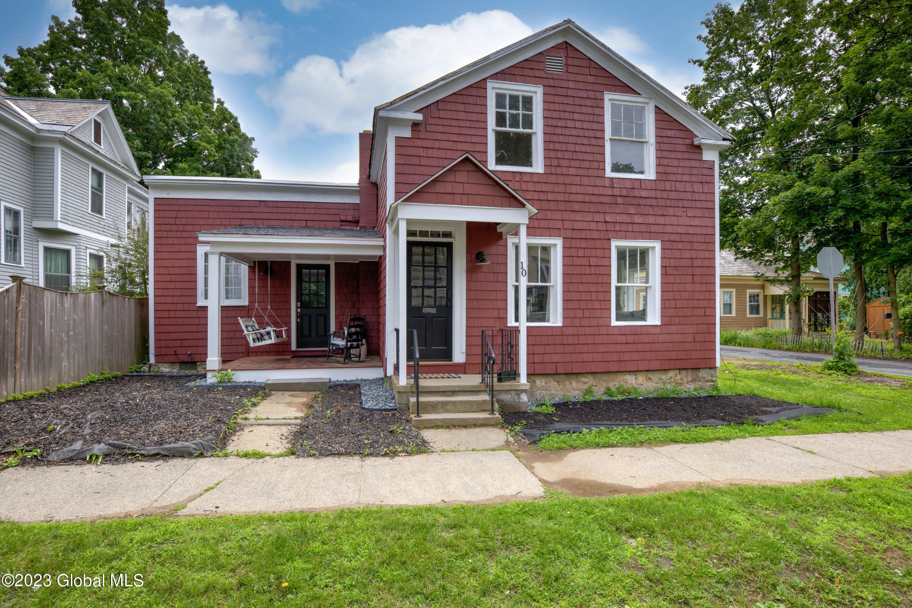 10 Marion Place – photo 1