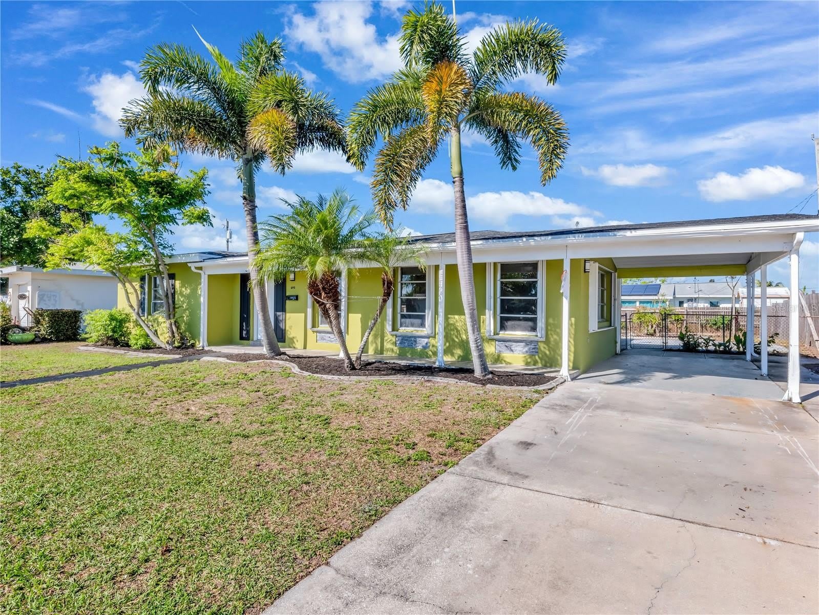 640 DALTON Boulevard – photo 1