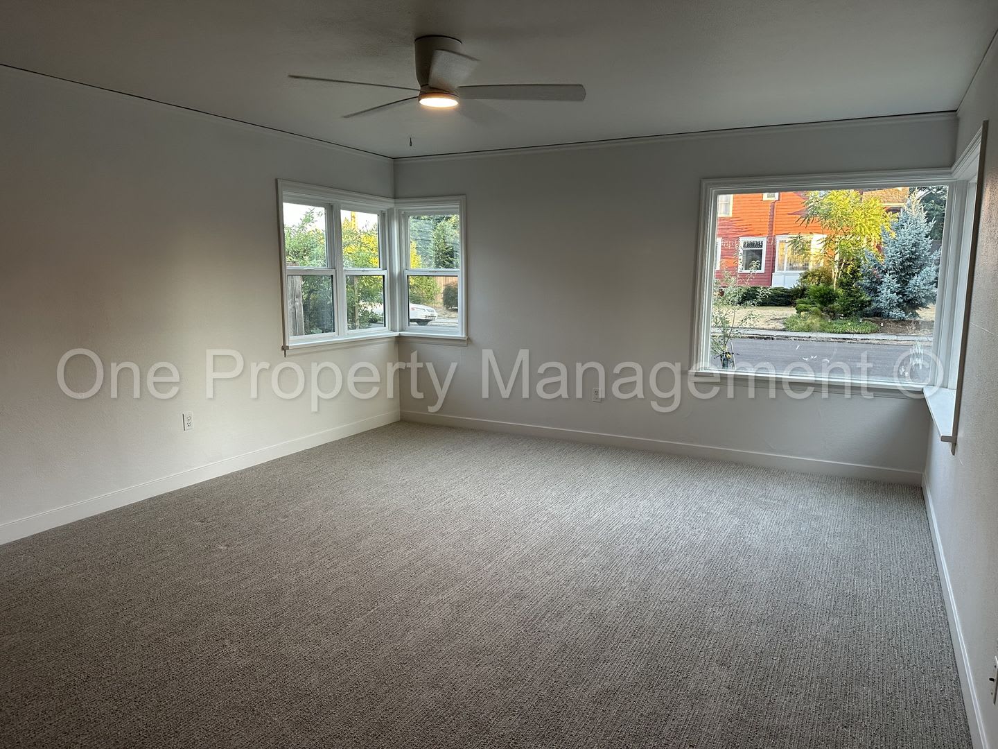 Renovated 3+ Bedroom Charmer Near Downtown – photo 3