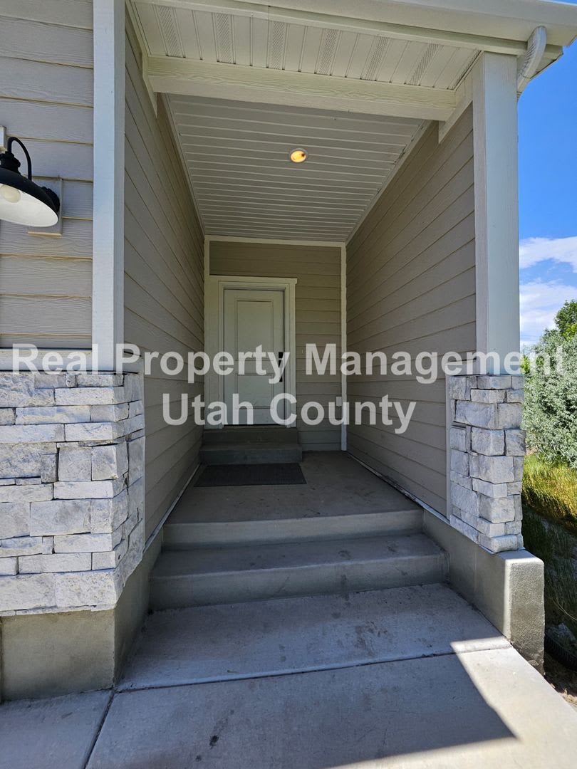 Provo Town home – photo 3
