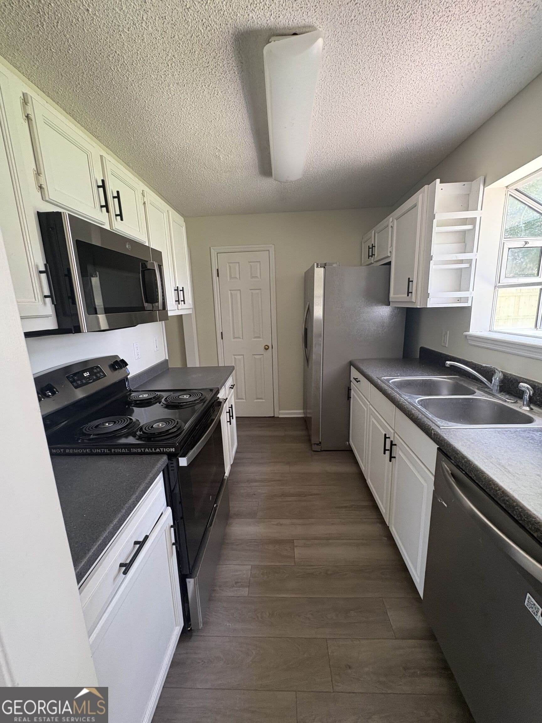 303 Holly Court – photo 3